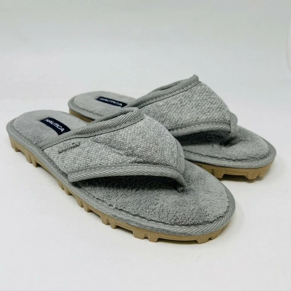 New Nautica Womans Sz 9M Fuzzy Faux Fur Gray Slip-On Slippers Hard Bottoms NWT - Picture 2 of 8